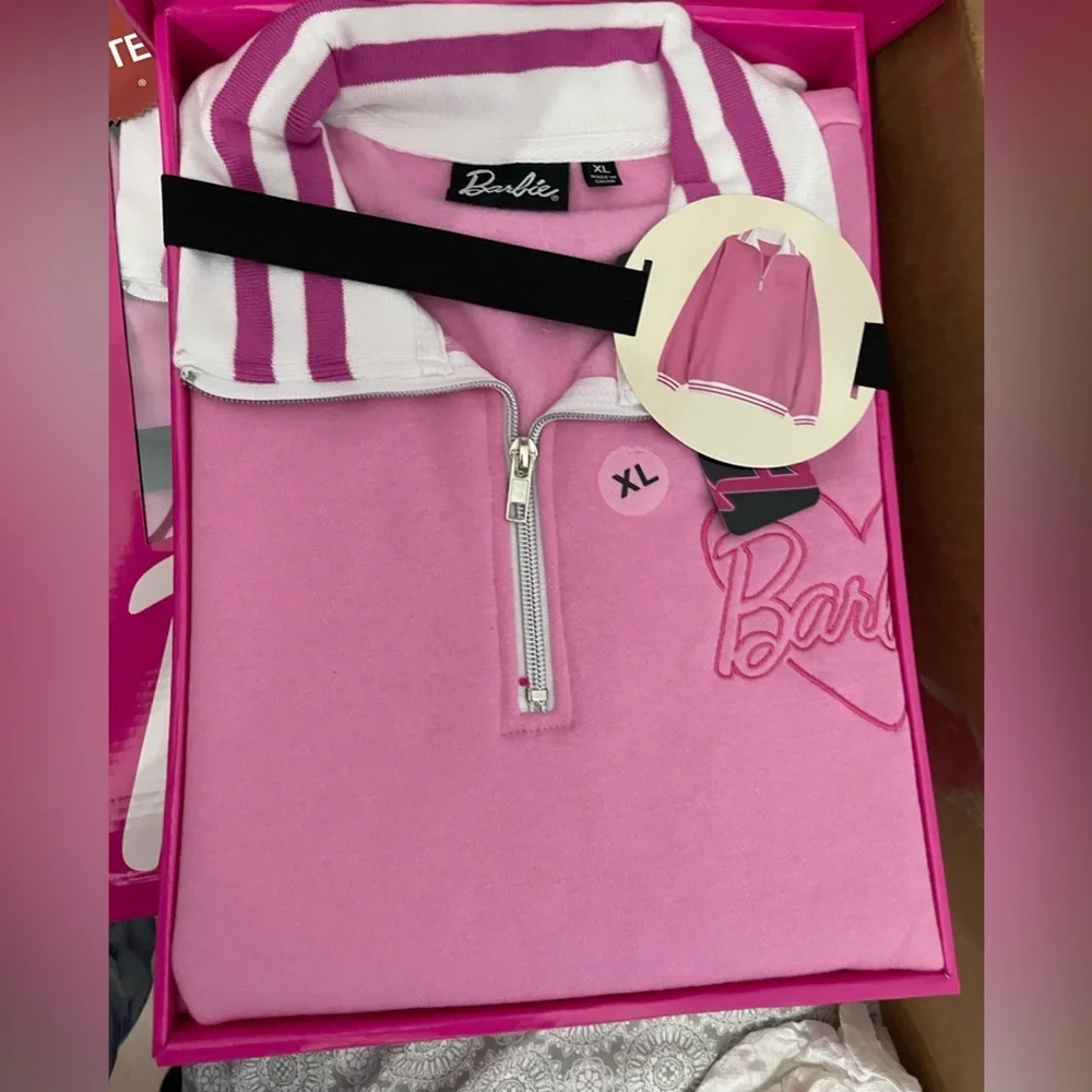 PINk BARBIE sweater white gift box Size M/L/XL